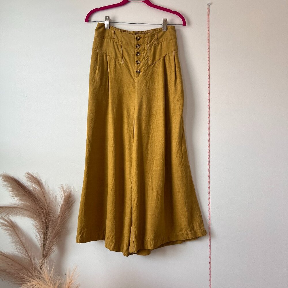 Urban Outfitters Olive Green Wide-Leg Capri Pants- Sample, Tortoise Buttons, Sm